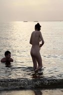 [Nude-in-russia] 2012-10-26 - Mila S - Mila on the Beach in St. Petersburg  1800-r00vcochdr.jpg