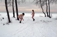 [Nude-in-russia] 2012-11-20 - Alica H - Baltic Sea  1800px (x145)x0ixbcicot.jpg