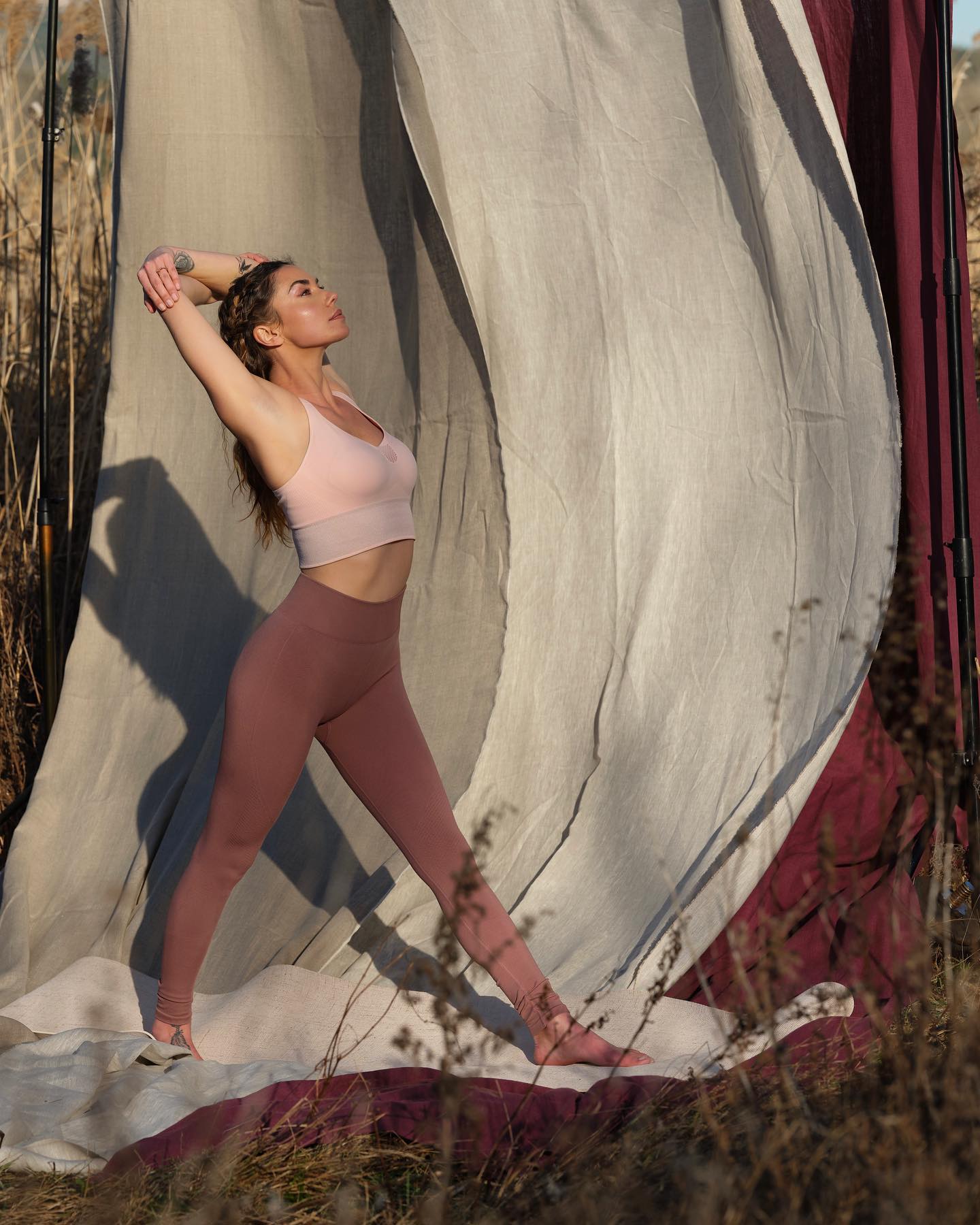 Clio Pajczer -- Decathlon Yoga = Kimjaly 07.jpg